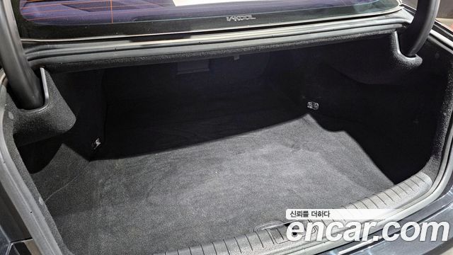 Genesis G80 2019 — photo 30