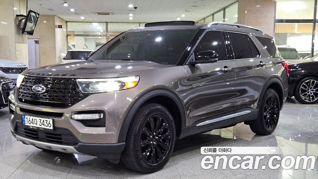 Ford Explorer 2021 — photo 1
