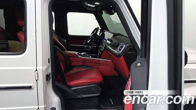 Mercedes-Benz G-Class 2021 — photo 11