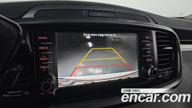 Kia Sorento 2018 — photo 16