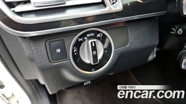 Mercedes-Benz E-Class 2014 — photo 15