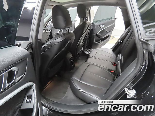 BMW 2-Series 2021 — photo 10