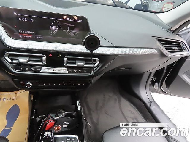 BMW 2-Series 2021 — photo 13