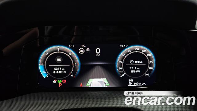 Volkswagen Golf 2025 — photo 11