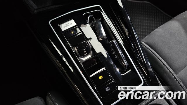 Volkswagen Golf 2025 — photo 12
