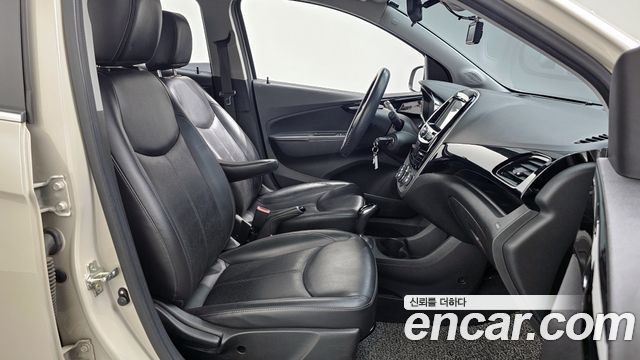 Chevrolet Korea Spark 2017 — photo 11