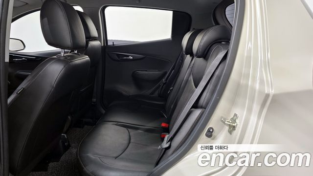 Chevrolet Korea Spark 2017 — photo 12