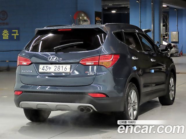 Hyundai Santafe 2015 — photo 2