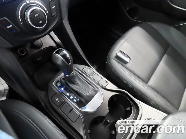 Hyundai Santafe 2015 — photo 9