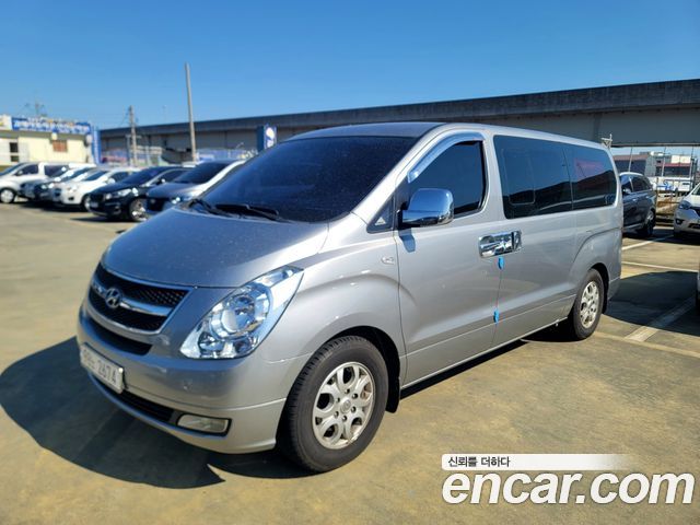 Hyundai Starex 2015 — photo 1