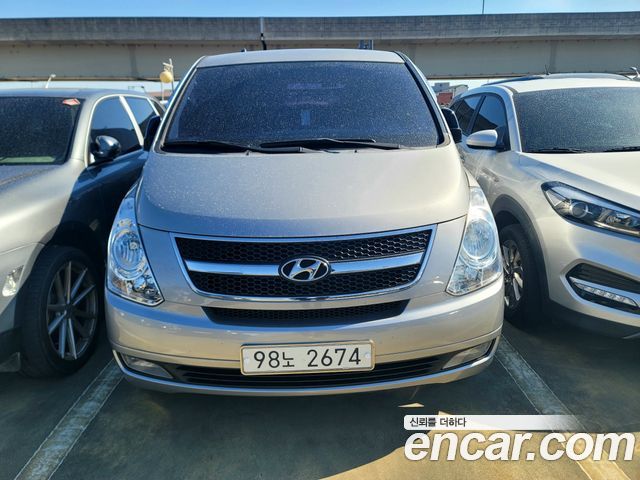 Hyundai Starex 2015 — photo 2