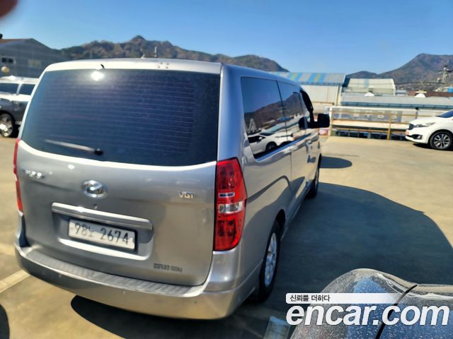 Hyundai Starex 2015 — photo 7