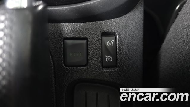 Renault Korea QM3 2016 — photo 24
