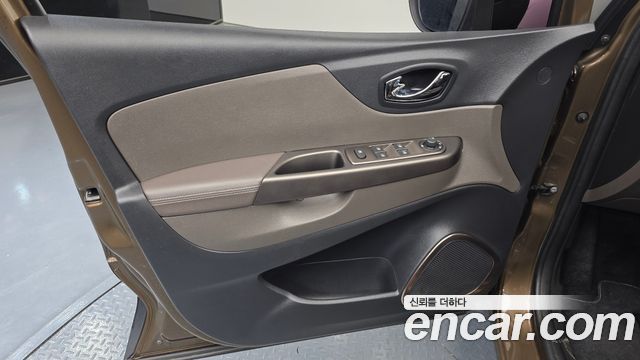 Renault Korea QM3 2016 — photo 14