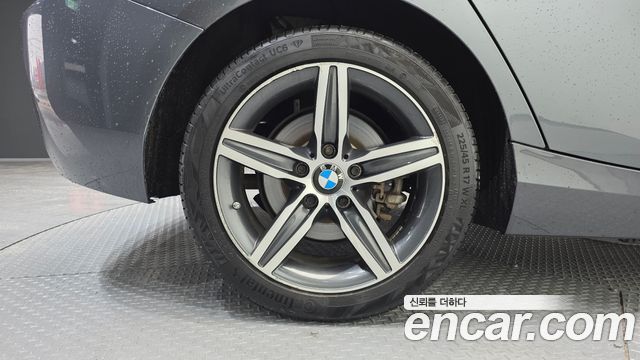 BMW 1-Series 2017 — photo 5
