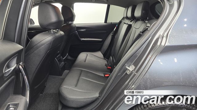 BMW 1-Series 2017 — photo 18