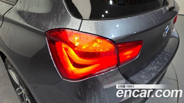 BMW 1-Series 2017 — photo 9