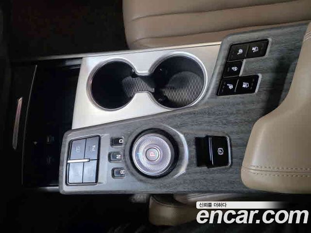 Kia K8 2022 — photo 12