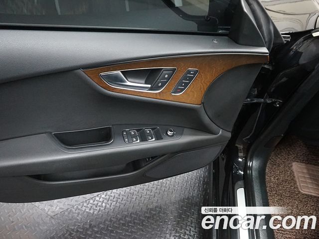 Audi A7 2014 — photo 18