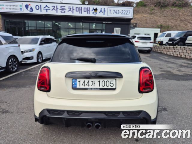 Mini Cooper 2022 — photo 6