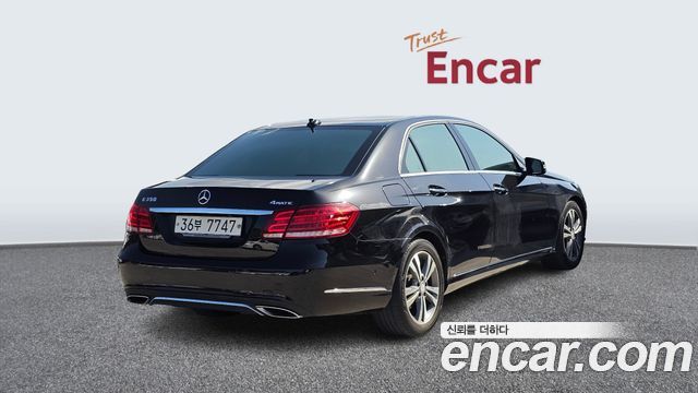 Mercedes-Benz E-Class 2014 — photo 2