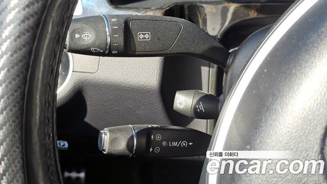 Mercedes-Benz E-Class 2014 — photo 18
