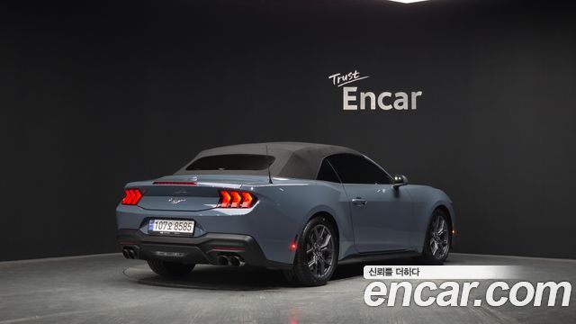 Ford Mustang 2024 — photo 2