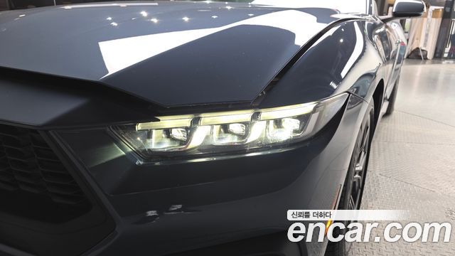 Ford Mustang 2024 — photo 8