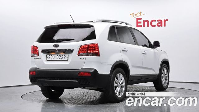 Kia Sorento 2012 — photo 2