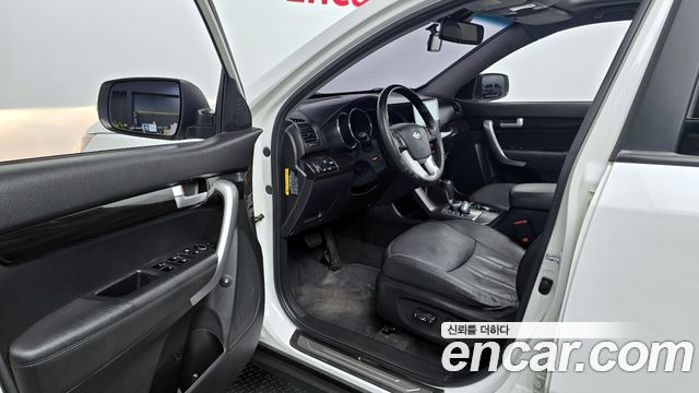 Kia Sorento 2012 — photo 10