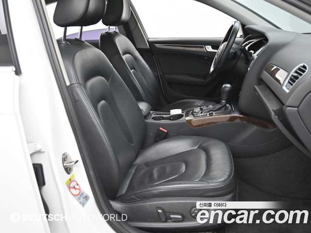 Audi A4 2012 — photo 10