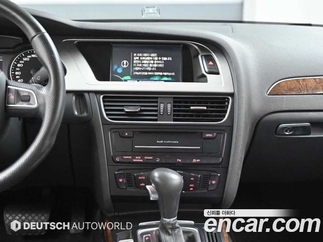 Audi A4 2012 — photo 14