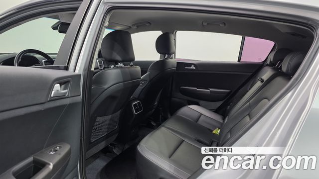 Kia Sportage 2021 — photo 17
