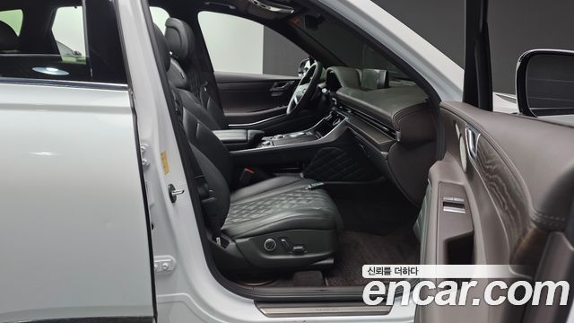 Genesis GV80 2020 — photo 17