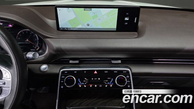 Genesis GV80 2020 — photo 20
