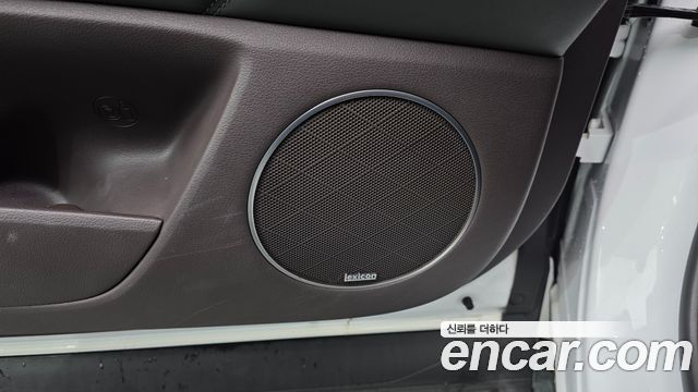 Genesis GV80 2020 — photo 30