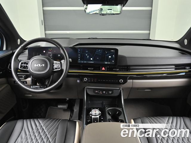 Kia Canival 2024 — photo 7