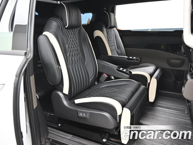 Kia Canival 2024 — photo 12