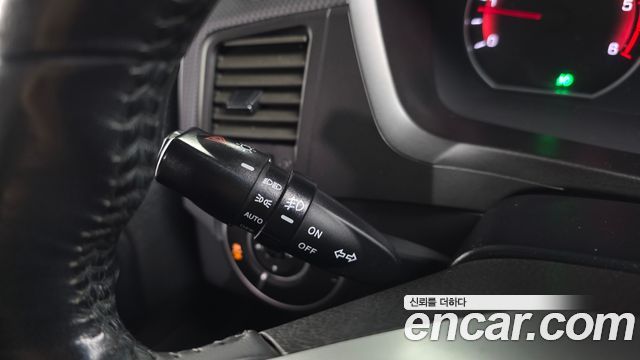 KG Mobility KORANDO 2016 — photo 27