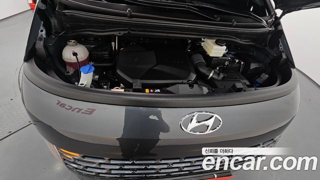 Hyundai Staria 2022 — photo 6