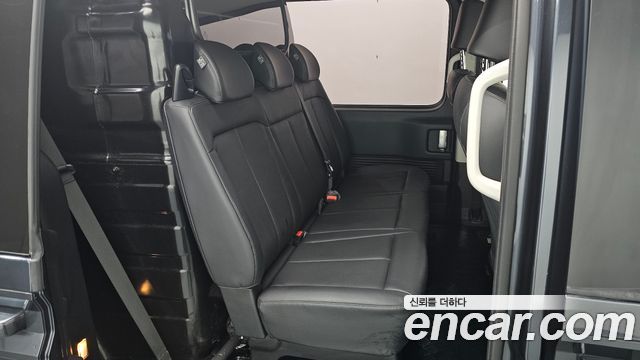 Hyundai Staria 2022 — photo 17