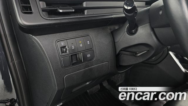 Hyundai Staria 2022 — photo 24