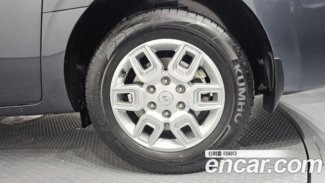 Hyundai Staria 2022 — photo 7