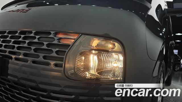 Hyundai Staria 2022 — photo 8