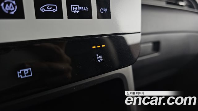 Hyundai Staria 2022 — photo 16