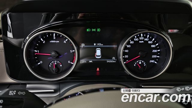 Kia Canival 2022 — photo 11