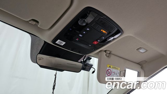 Kia Canival 2022 — photo 23