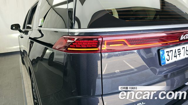 Kia Canival 2022 — photo 9