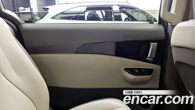 Kia Canival 2022 — photo 15