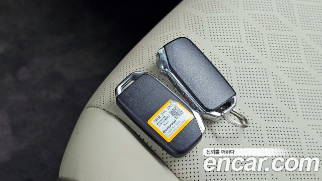 Kia Canival 2022 — photo 16